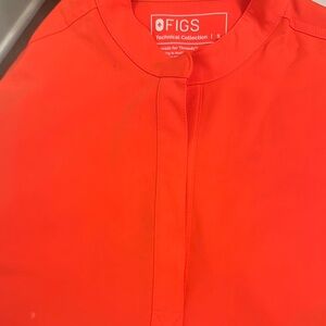 Figs, fiery, coral size small Rafaela top